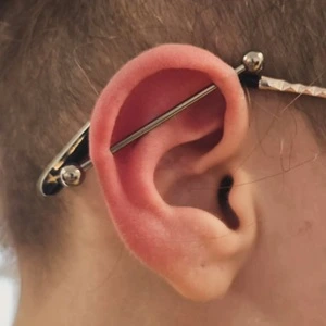 Nordik Piercing: piercing industriel