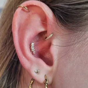 Nordik Piercing: Piercings anti-helix, helix et conch