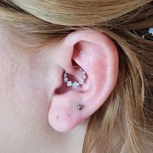 Nordik Piercing: piercing daith